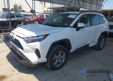 2023 Toyota Rav4 Xle z USA, uszkodzony, nr VIN 2T3W1RFVXPW282054